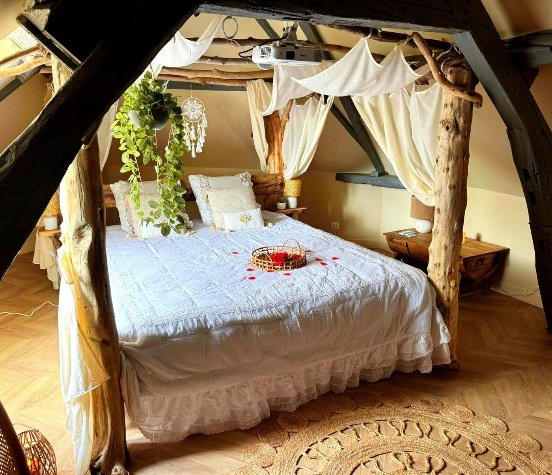 Duplex Safari Jusqu'A 4 Personnes, Spa, Cinema Et Lit Sous Les Arbres, Day Use, 10 Min Centre Amiens Bagian luar foto